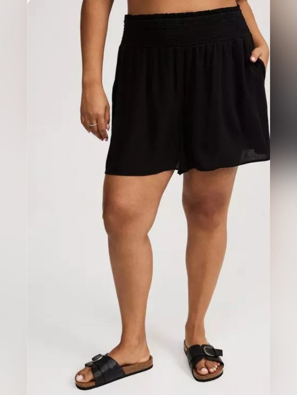 Torrid Size 1 Black Gauze High-rise Shorts - Picture 4 of 5